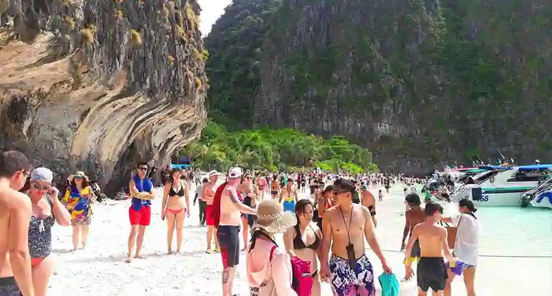 Phi Phi Island Tour from Phuket - Maya Bay Phi Phi Island tour by speedboat package