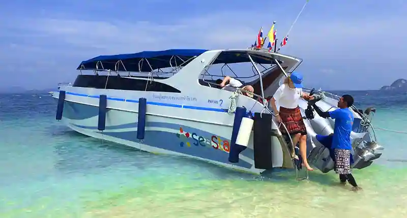 Phi Phi Island Tour from Phuket - Maya Bay Phi Phi Island tour by speedboat package